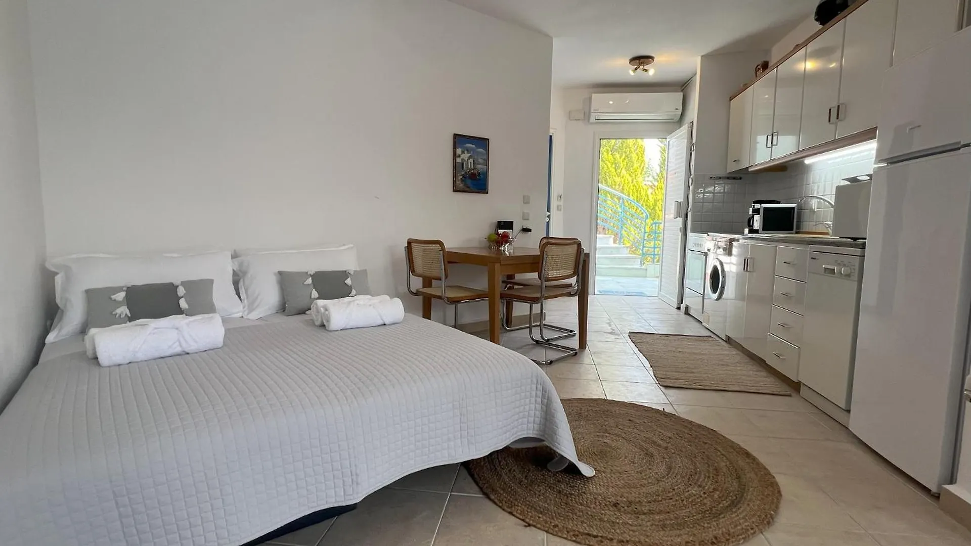 Toroni Blue Pearl Apartment